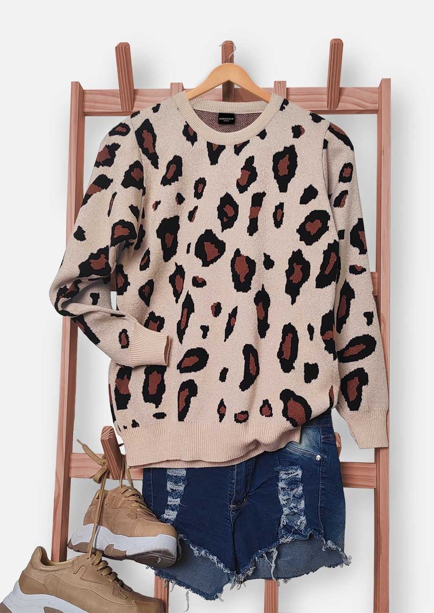SWEAETER ANIMAL PRINT .