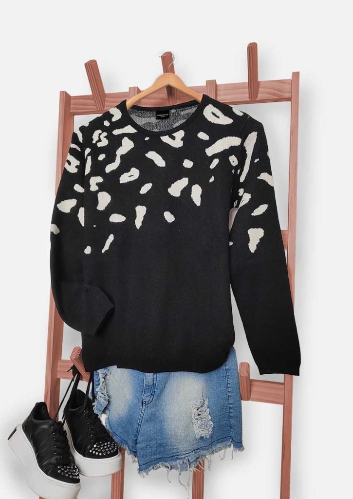 Sweater animal print de mujer negro