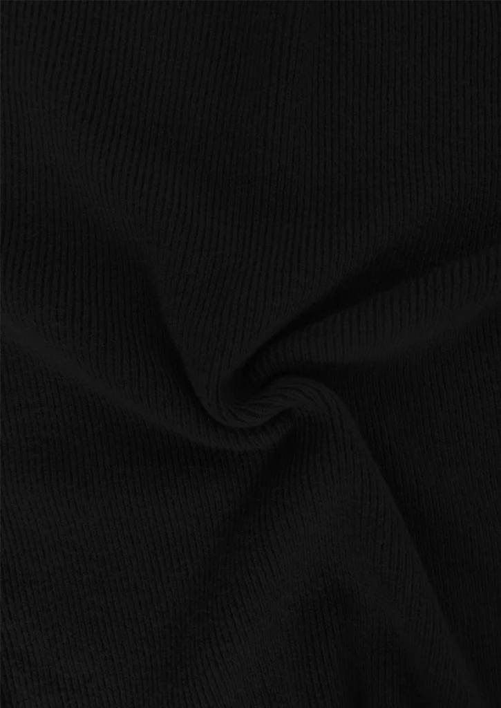 Sweater con mangas princesa de mujer color negro