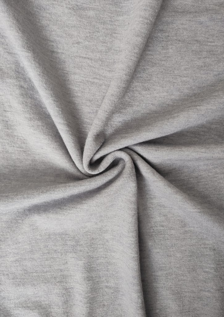 Sweater ojales - Gris - Espiral - Version web v1 Sweater de mujer con ojales gris