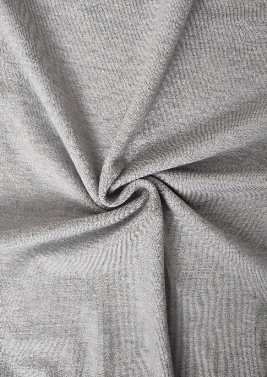 Sweater ojales - Gris - Espiral - Version web v1 Sweater de mujer con ojales gris